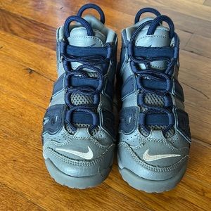 Nike 2019 Air More Uptempo GS 'Georgetown Hoyas' - Size - 1Y